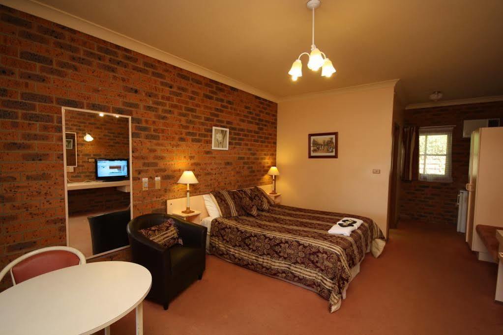 Bega Downs Motor Inn المظهر الخارجي الصورة